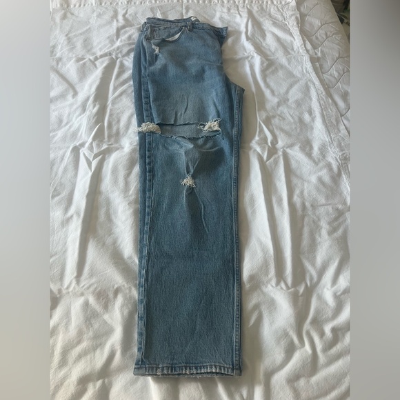 Abercrombie 90’s straight ultra high rise jeans, size 33 (16) long. - Picture 2 of 8